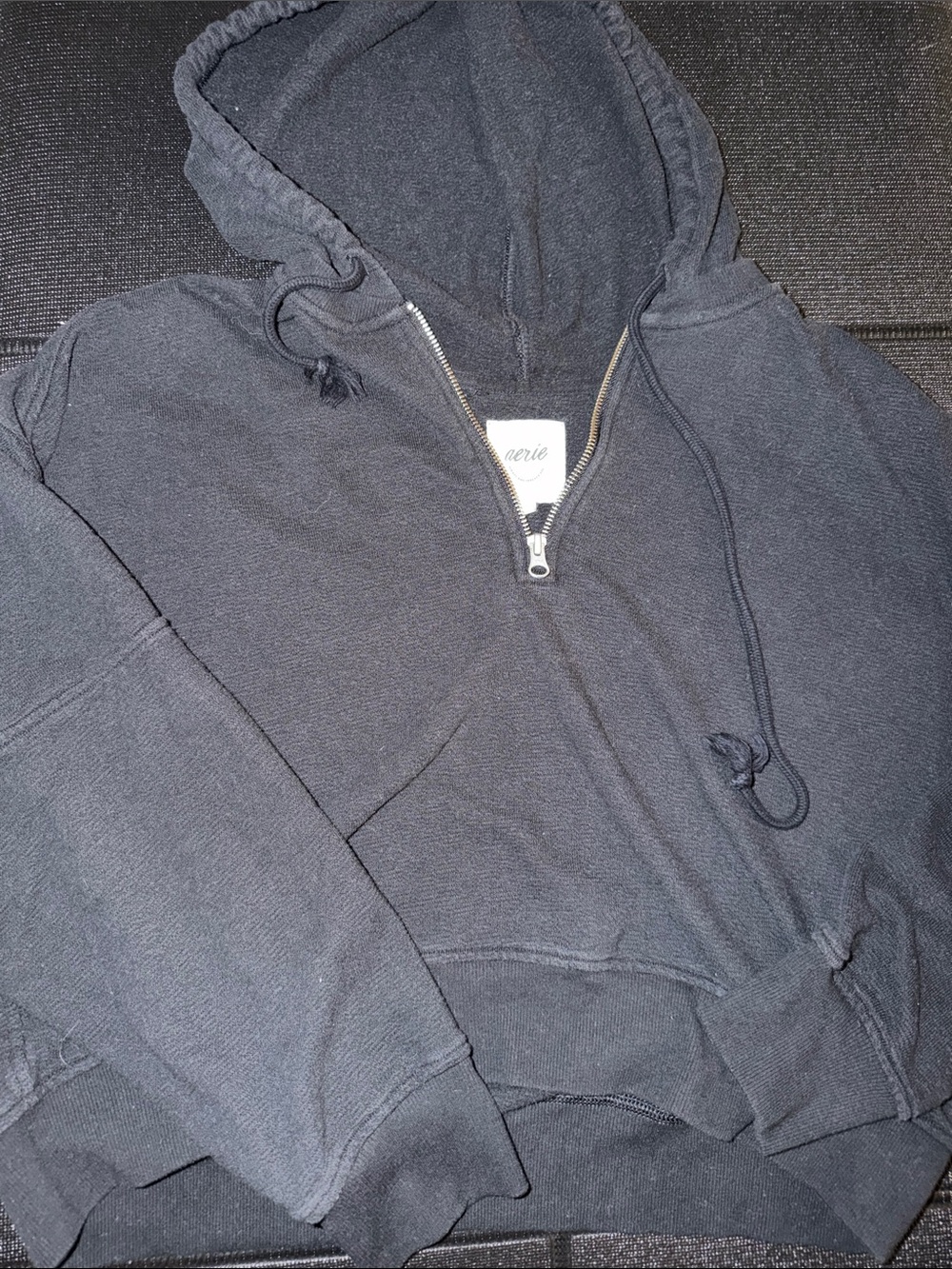 Aerie women’s black Half-Zip Hoodie Sweater cropped